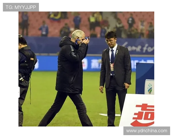 町田主帅对申花踢风格力争三分